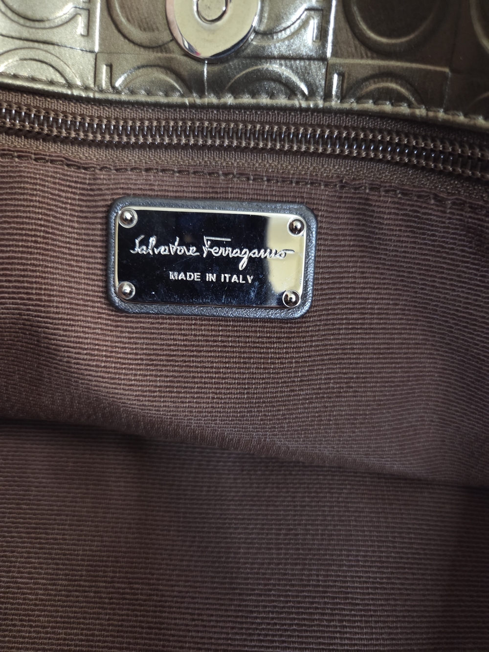 Salvatore Frrragamo Gancini Tote Bag - Picture 10 of 11